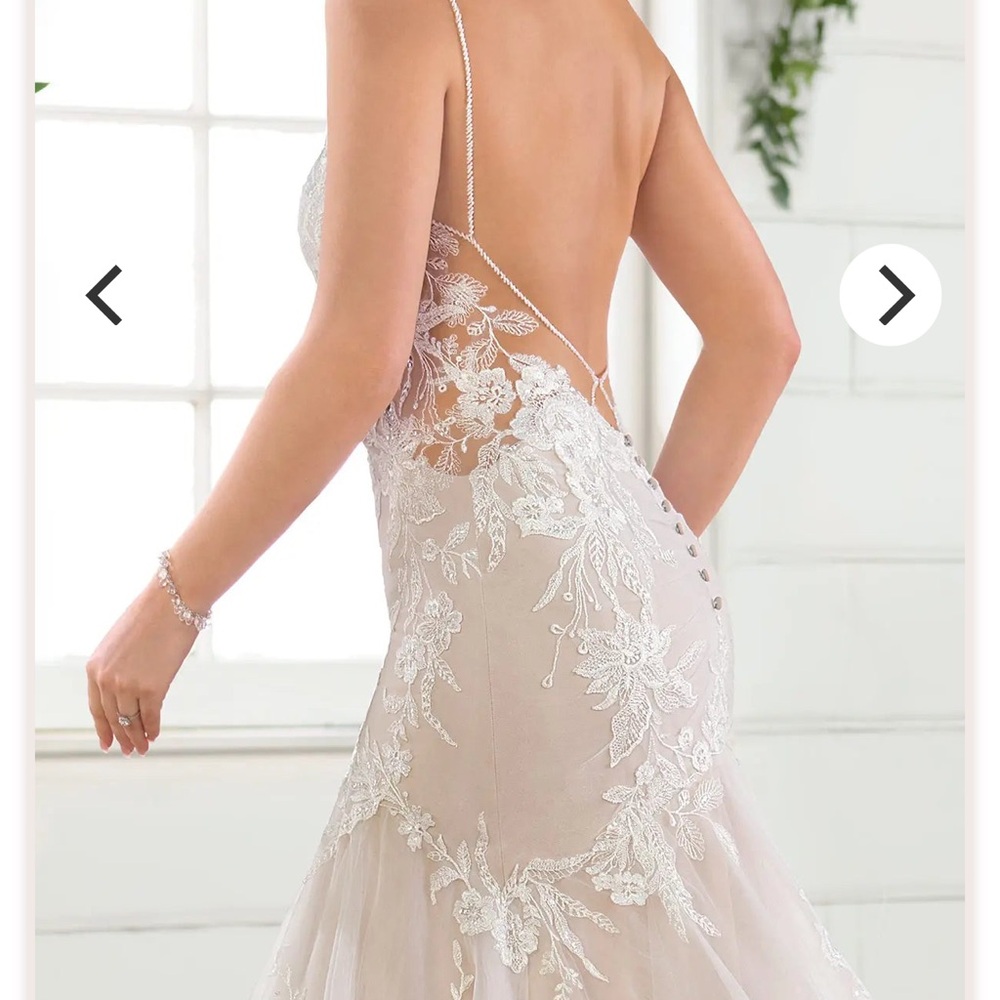 Essence of Australia wedding dress size 10 - Picture 3 of 10